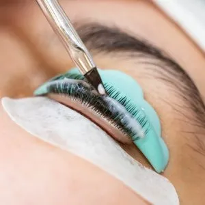 LVL Lash at skinlabbeautyclinic.com Hornchurch UK